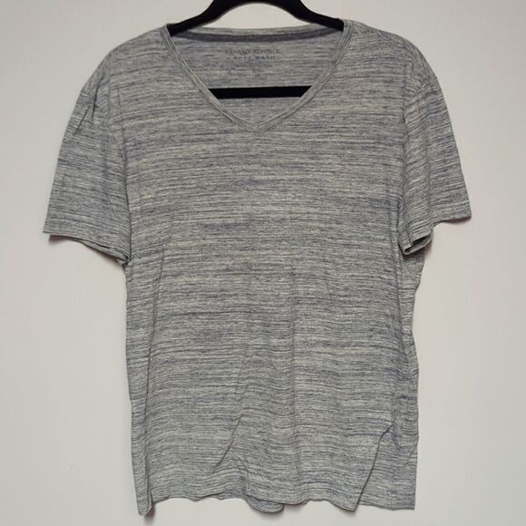 Banana Republic Gray V Neck Short Sleeve Shirt - Picture 1 of 6